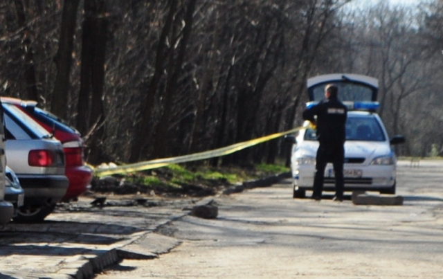 Съсед на убитото семейство с шокиращи разкрития: Чух полицаите, намерили са мъртва Кети Николова – убита е с куршум в главата