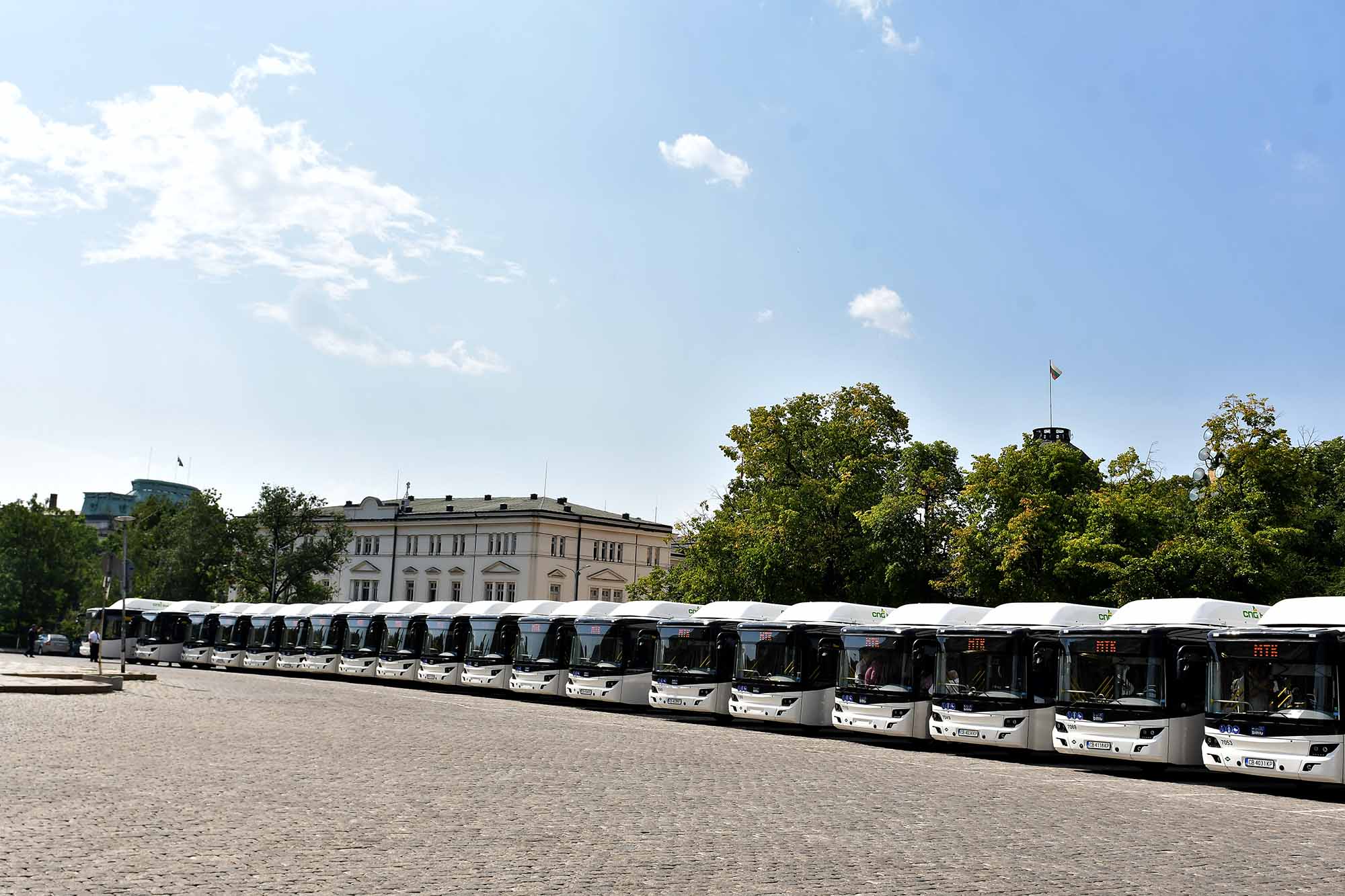 750 автобуса ще пристигнат в София за протеста на брашна