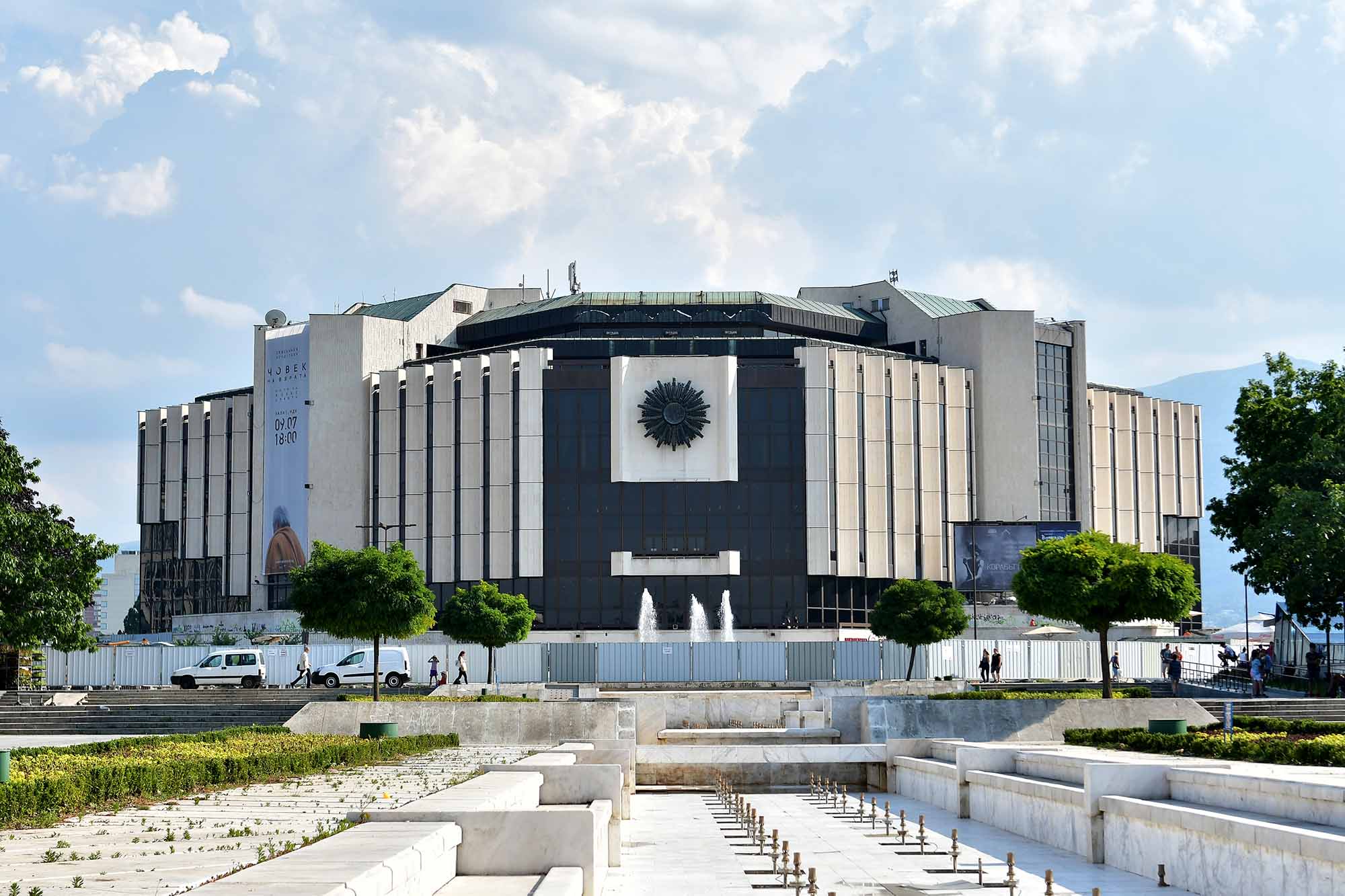 Ремонтът на Националния дворец на културата ще бъде завършен в