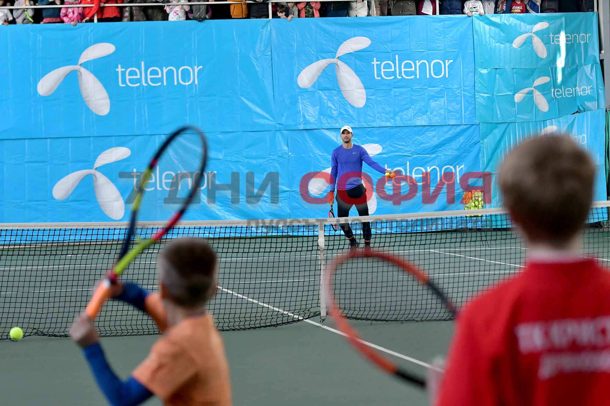 Григор Димитров предизвика истински тенис земетръс в Хасково Над 100 деца