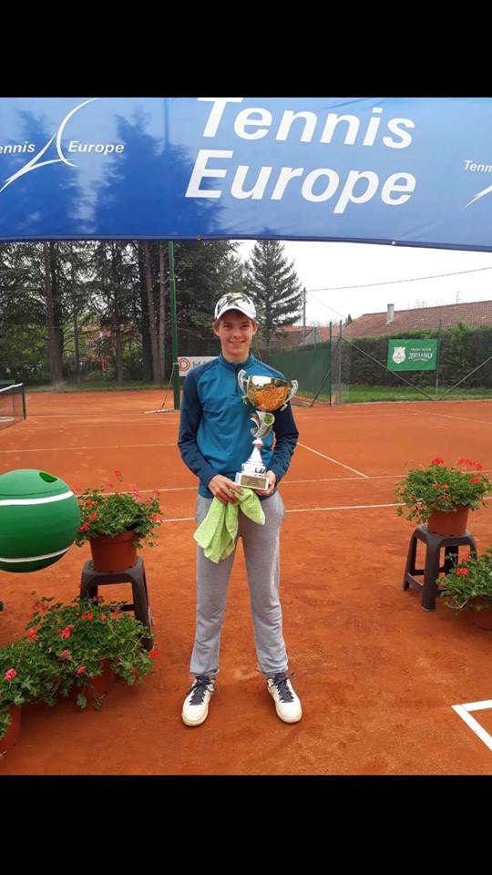 Родната тенис надежда Пьотр Нестеров спечели титлата на тенис турнира до