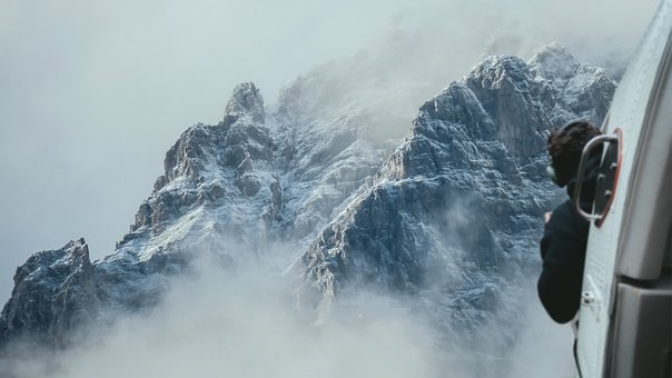 Лоши новини за изгубения на хималайския връх Шиша Пангма български