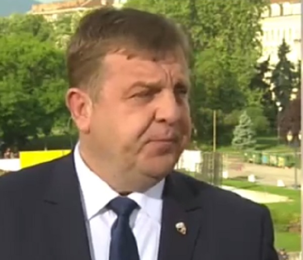 Лидерът на ВОЛЯ Веселин Марешки поиска оставката на вицепремиера и министър