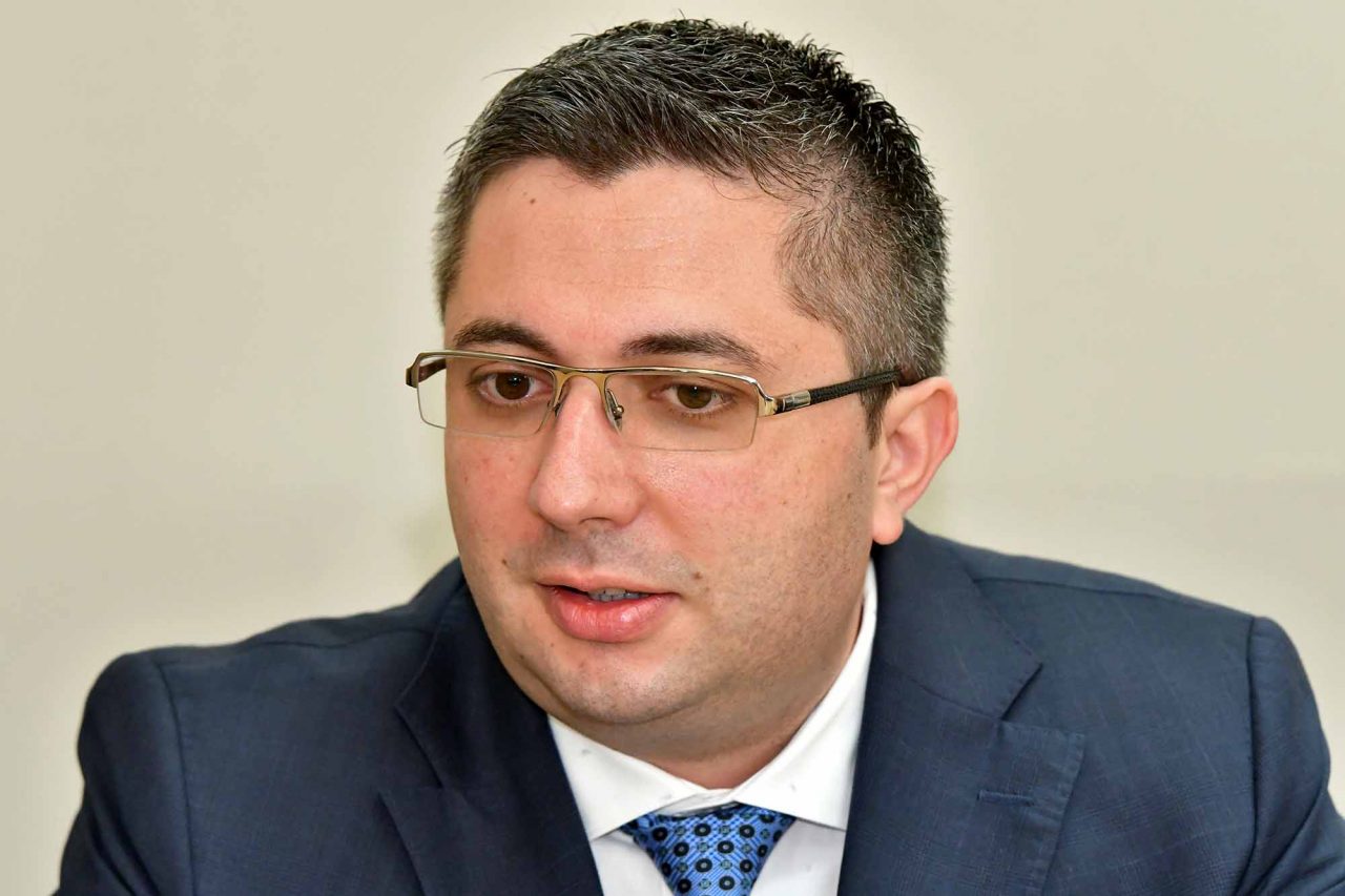 Министър Николай Нанков (1)