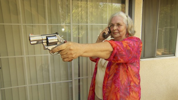 баба пистолет