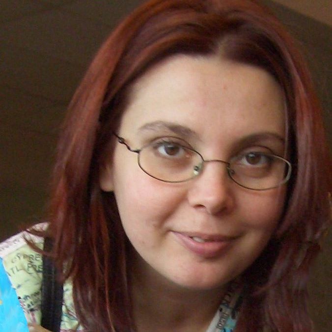 Авторката Елица Велинска